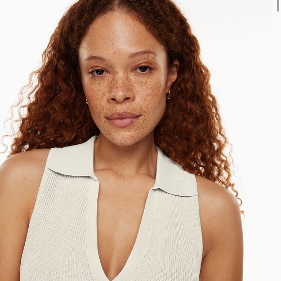 Babaton Sculpt Knit Polo top *grey/green* - Picture 4 of 4